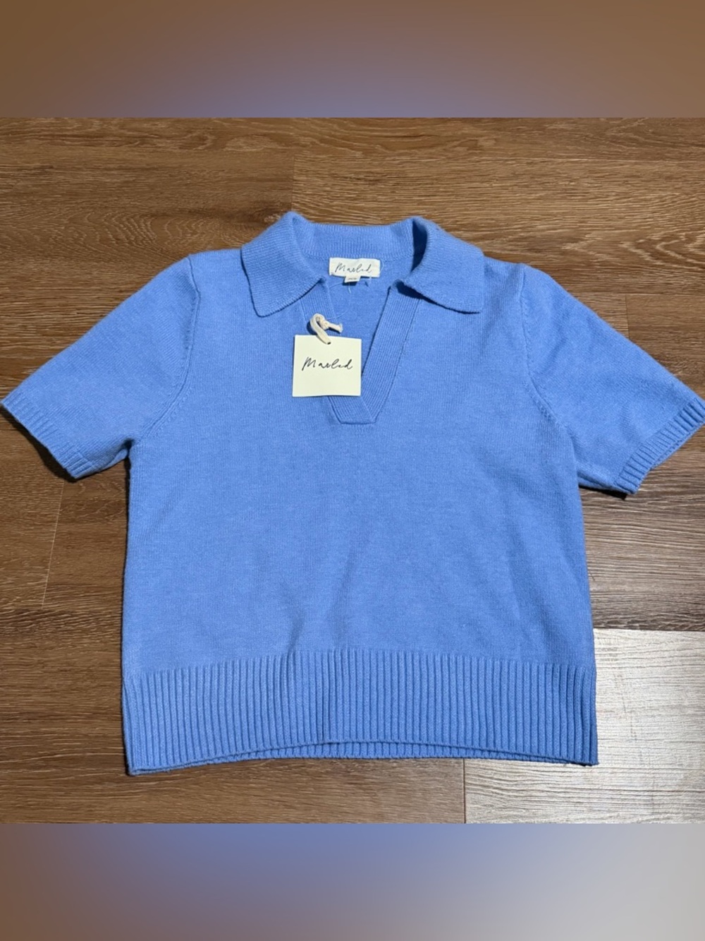 Marled Short-Sleeve Collared Knit Top in Periwinkle Blue